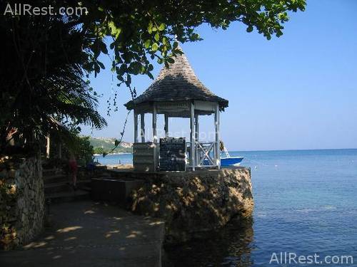 Round Hill Hotel & Villas 93